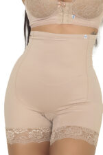 SHORT LEVANTA BUMBUM LONGO RENDADO